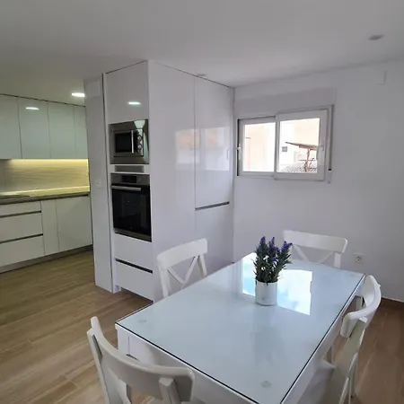 Apartamento Piso En El Centro De *